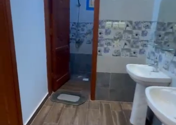 شقة بغرفتين نوم وصالة