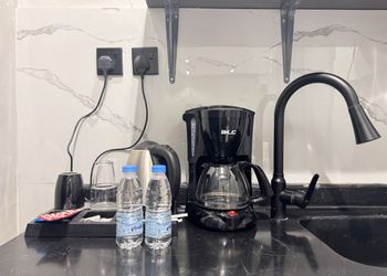 استديو هادئ بسرير ماستر 