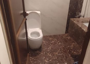 شقة بغرفة جلوس وغرفتين نوم 