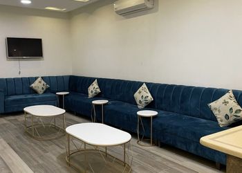 شاليه بألعاب أطفال وجلسة خارجية