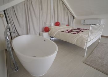 مزرعة بمسطح اخضر