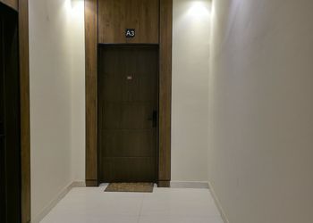 شقة بغرفة معيشة وغرفة نوم 