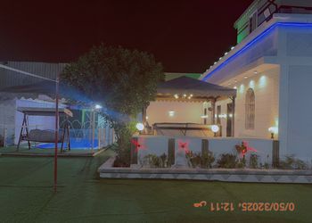 استراحة بجلسة خارجية و مجالس