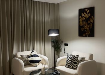 استديو بتصميم أنيق ودخول ذاتي 