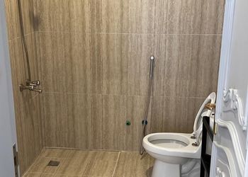 استديو هادئ بسرير ماستر