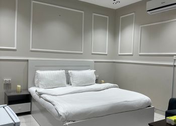 استوديو بدخول ذاتي 