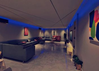 شالية انيق بصالة واربع غرف نوم 
