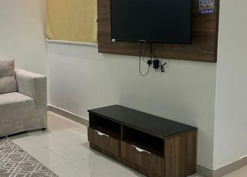 شقة بغرفتين نوم وصالة 