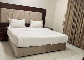 استديو بسرير ماستر