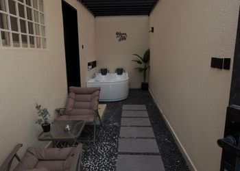 استديو بسرير ماستر