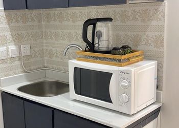 استديو بسرير ماستر وجلسة 