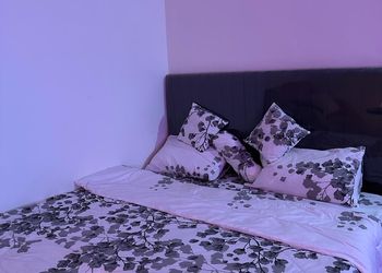 استديو بسرير ماستر