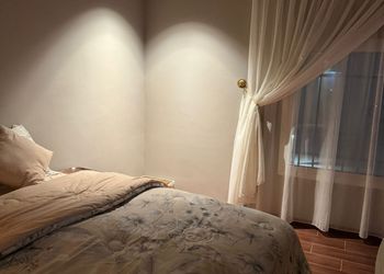 استديو هادئ بسرير ماستر 