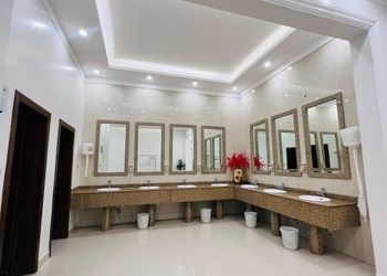 استراحة بمسطح اخضر