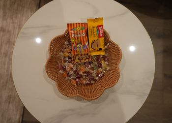 استديو بسرير ماستر وجلسة جانبية