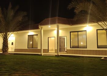 شاليه بعدة مجالس 