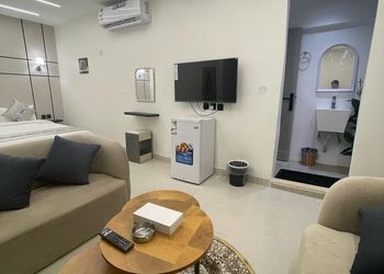 استديو بدخول ذاتي وتصميم هادئ 
