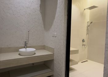 شاليه بطاولة تنس ومسبح