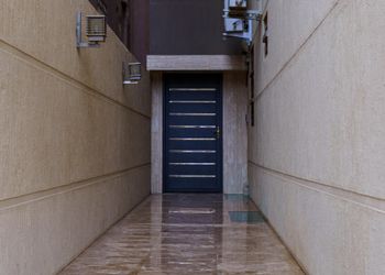 شقة بغرفة معيشة وغرفة نوم 