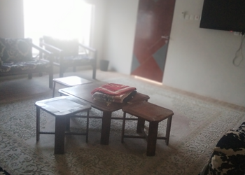 استراحة بمسطح اخضر