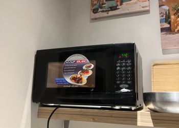 استديو هادئ بسرير ماستر 