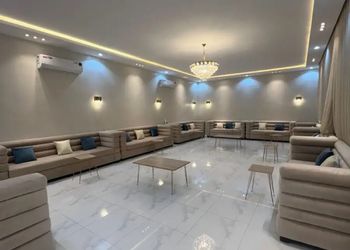 شاليه بألعاب مائية ومجالس
