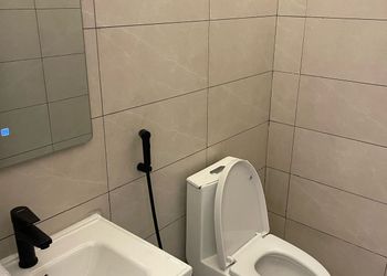استديو بسرير ماستر وجلسة جانبية