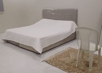 شقة بصالة وغرفة نوم