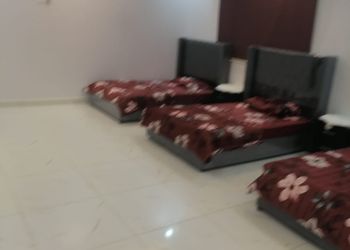 شاليه بمسطح اخضر