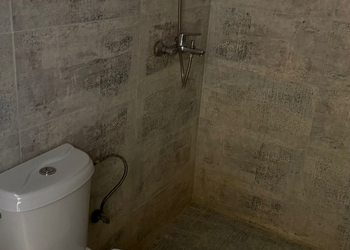استديو بسرير ماستر وجلسة جانبية