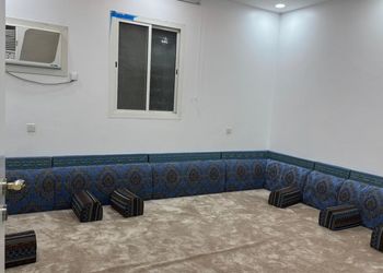 شقة بغرفتين نوم وصالة 