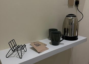 استديو بسرير ماستر وجلسة 