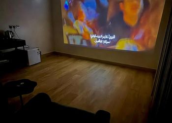 شقة مع سينما منزلية