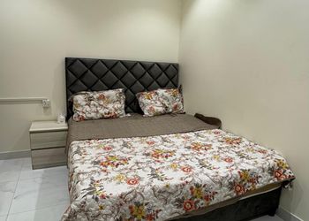 استديو بسرير ماستر وأثاث مريح