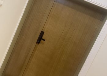 غرفة راقية بتصميم فندقي