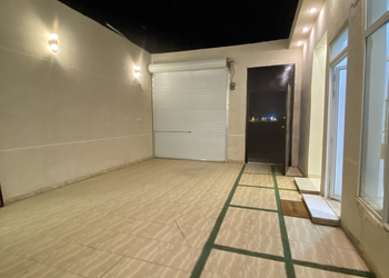 شاليه بالعاب مائية ومسطح اخضر