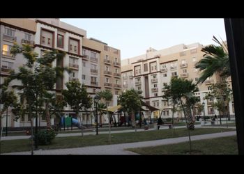 استديو هادئ بدخول ذاتي 