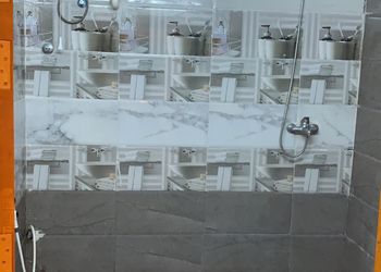 استراحة بمجلس بإطلالة على الجبل