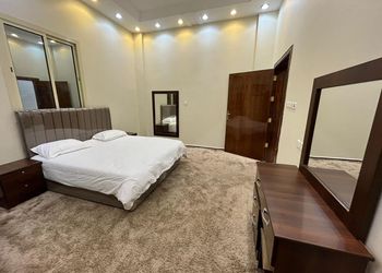 شاليه بألعاب اطفال ومسبح 
