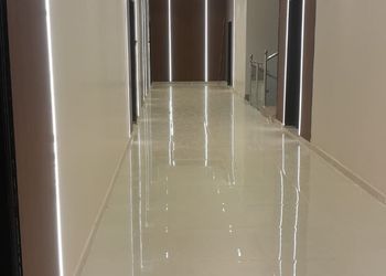 استديو بسرير ماستر وجلسة 