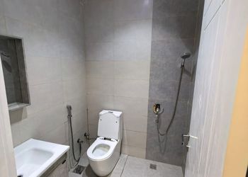 استديو بسرير ماستر وجلسه جانبيه