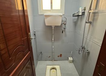 استديو راقي غرفة و حمام