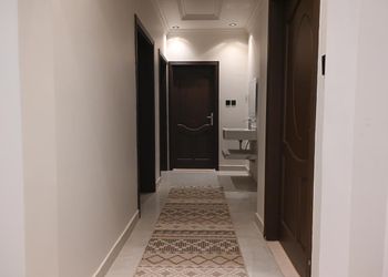 استديو بسرير ماستر 