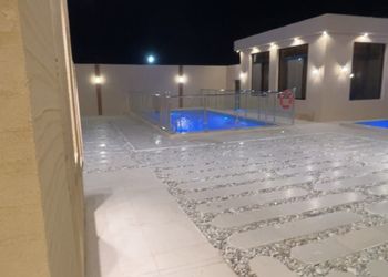 شاليه بمسبح