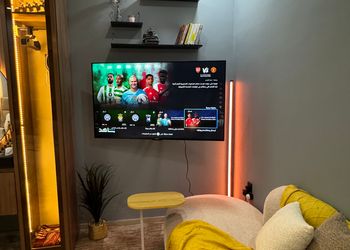 استديو بسرير ماستر وأثاث مريح 