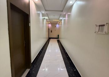 شقة بغرفتين نوم وصالة 