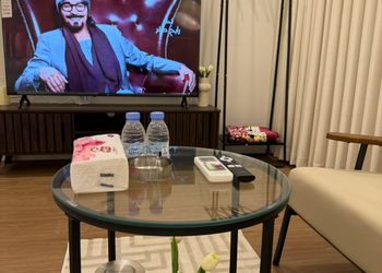 استديو بسرير ماستر وجلسة جانبية 