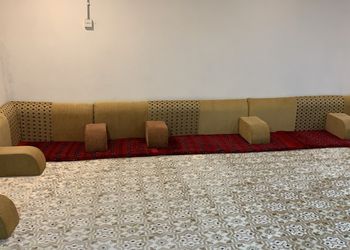 استراحة بمجلس بإطلالة على الجبل