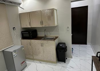 استديو بسرير ماستر