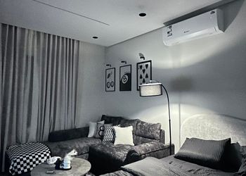 استديو بتصميم أنيق ودخول ذاتي